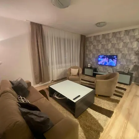 River Bay Free Parking Apartman